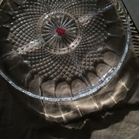 صحن مقسم من الكرستال الفاخر