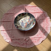 صحن عتيق نمط الطاووس ، صناعة اليابان