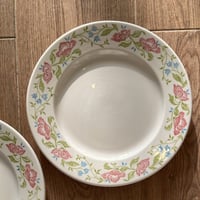 مجموعة من 4 صحون صناعة ايطالية فنتج