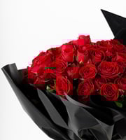 باقة البيبي روز الاحمر للتخرج