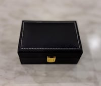 علبه اهداء جلد ايطالي (أوقية +ربع تولة)