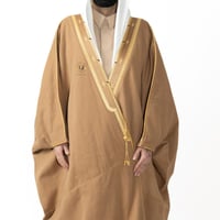 بشت وبر لاما شتوي فاخر – لون بيج أنيق