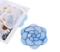 قالب ريزن شكل وردة