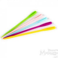 إبرة خياطة بلاستيك للاطفال