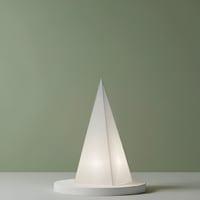 نثرية هرم مودرن LED