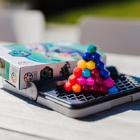 لعبة اي كيو للاطفال والكبار، لعبة عقل لبناء المهار...