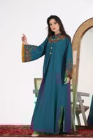 جلابية كريب مطرزه (مقاس فري سايز)