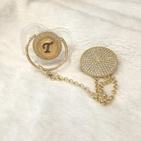 لهايه الأحرف شفافه مع مشبك