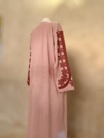 جلابيه مطرزه وردي