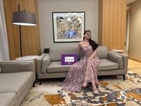 فستان "الدانتيل الوردي الغبار