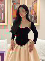 فستان سهرة كلاسيكي مخملي