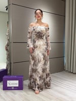 فستان "توليب" المشجر - بلمسة الورد البارز وأكمام ج...