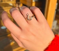 خاتم الأحرف المتشابكة