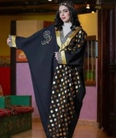 جلاجبية نسائي تراثي بالاسم