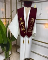 عبايه تخرج لون سكري مع وشاح وقبوع لون عنابي