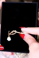 بروش الورده فصوص زركون