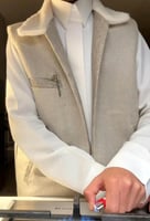 سديري رجالي قلاب فرو لون بيج