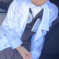 بالطو للأطفال 2جيوب كبيره واحد جيب بالصدر زراير وح...