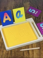 الكتابه على الرمل مع البطاقات