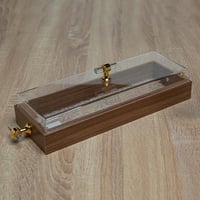 صينية تقديم خشبيه بغطاء اكريليك