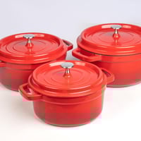 طقم قدور حديد الزهر الموقد بسطح غير لاصق