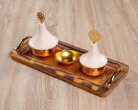 طقم تمريات و صحن بقاعدة خشبية