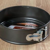 قالب كيك بعدة مقاسات دائري