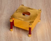 سخان ذهبي مربع