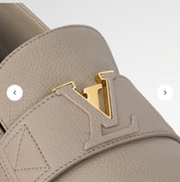 شوز لوي فيتون