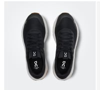 شوز اون ريننق(Cloudnova Form 2)