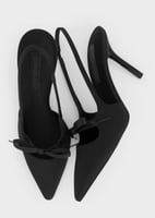 كعب تشارلز اند كيث