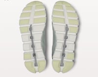 شوز اون ريننق(Cloud 5 Coast)