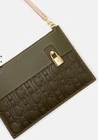 باوتش كارولينا هيريرا