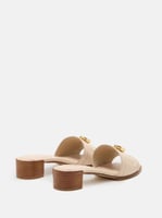 كعب كارولينا هيريرا