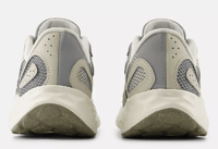 شوز نيو بالانسFresh Foam Arishi v4 Tiralux