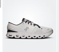 شوز اون ريننق(Cloud X 4)