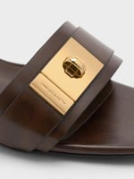 كعب تشارلز اند كيث