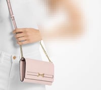 شنطة مايكل كورس / كروس بودي