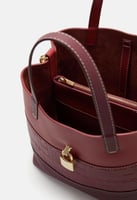 شنطة كارولينا هيريرا/مقاس سمول