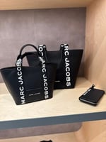 شنطة مارك جاكوبس/توت باق مقاس كبير