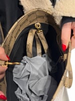 شنطة بالنسياقا