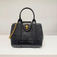 شنطة مارك جاكوبس