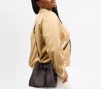 شنطة كوتش/روان بوكيت