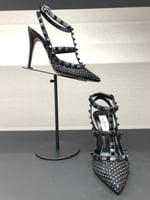 كعب فالنتينو غارافاني