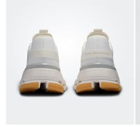 شوز اون ريننق(Cloudnova Form 2)