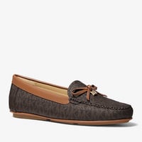 شوز مايكل كورس