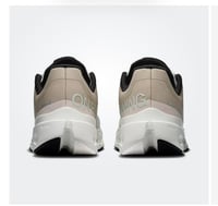 شوز اون ريننق(Cloudsurfer Next)