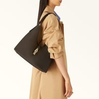 شنطة فورلا/مقاس ميديم