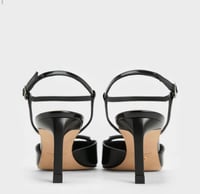 كعب تشارلز اند كيث