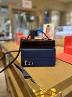 شنطة توري بورش